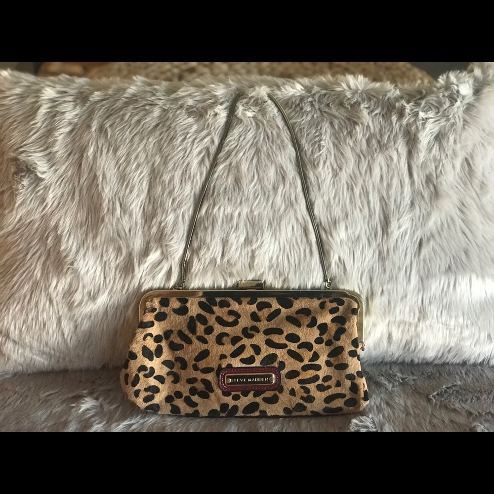 STEVE MADDEN SMALL LEOPARD SHOULDER BAG